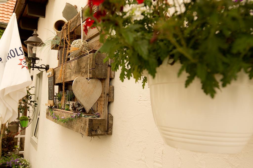 Landhaus Schulze - Ihr Hundefreundliches Hotel Im Harz แฮร์ซแบร์ก อัม ฮาร์ซ ภายนอก รูปภาพ