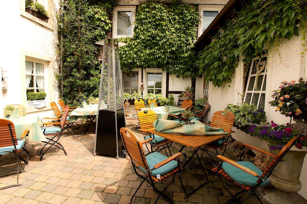 Landhaus Schulze - Ihr Hundefreundliches Hotel Im Harz แฮร์ซแบร์ก อัม ฮาร์ซ ภายนอก รูปภาพ