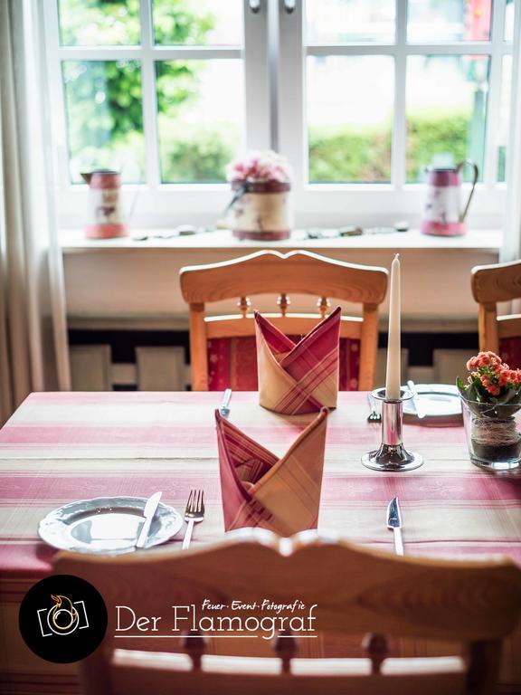 Landhaus Schulze - Ihr Hundefreundliches Hotel Im Harz แฮร์ซแบร์ก อัม ฮาร์ซ ภายนอก รูปภาพ