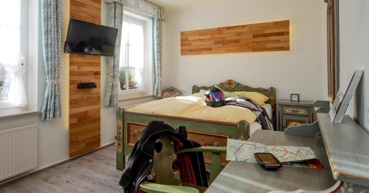 Landhaus Schulze - Ihr Hundefreundliches Hotel Im Harz แฮร์ซแบร์ก อัม ฮาร์ซ ภายนอก รูปภาพ